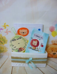 baby gift box happy lion